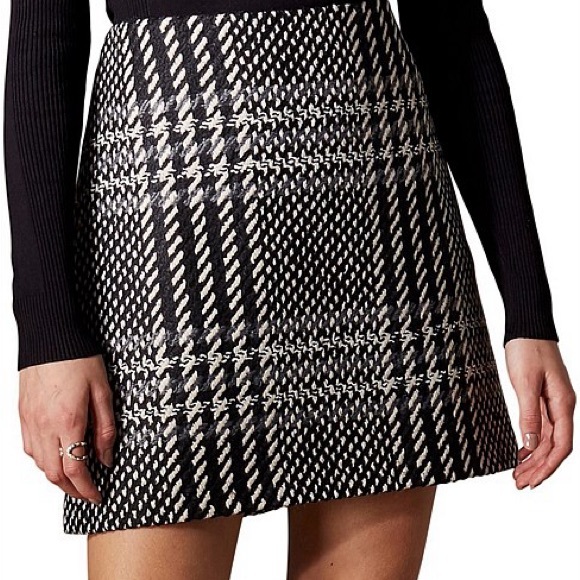 Karen Millen Monochrome Plaid Mini Skirt Black & White Plaid Size 8 wool blend - Picture 9 of 17